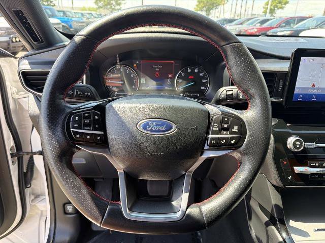 Certified 2023 Ford Explorer ST-Line w/ Class IV Trailer Tow Package image 8