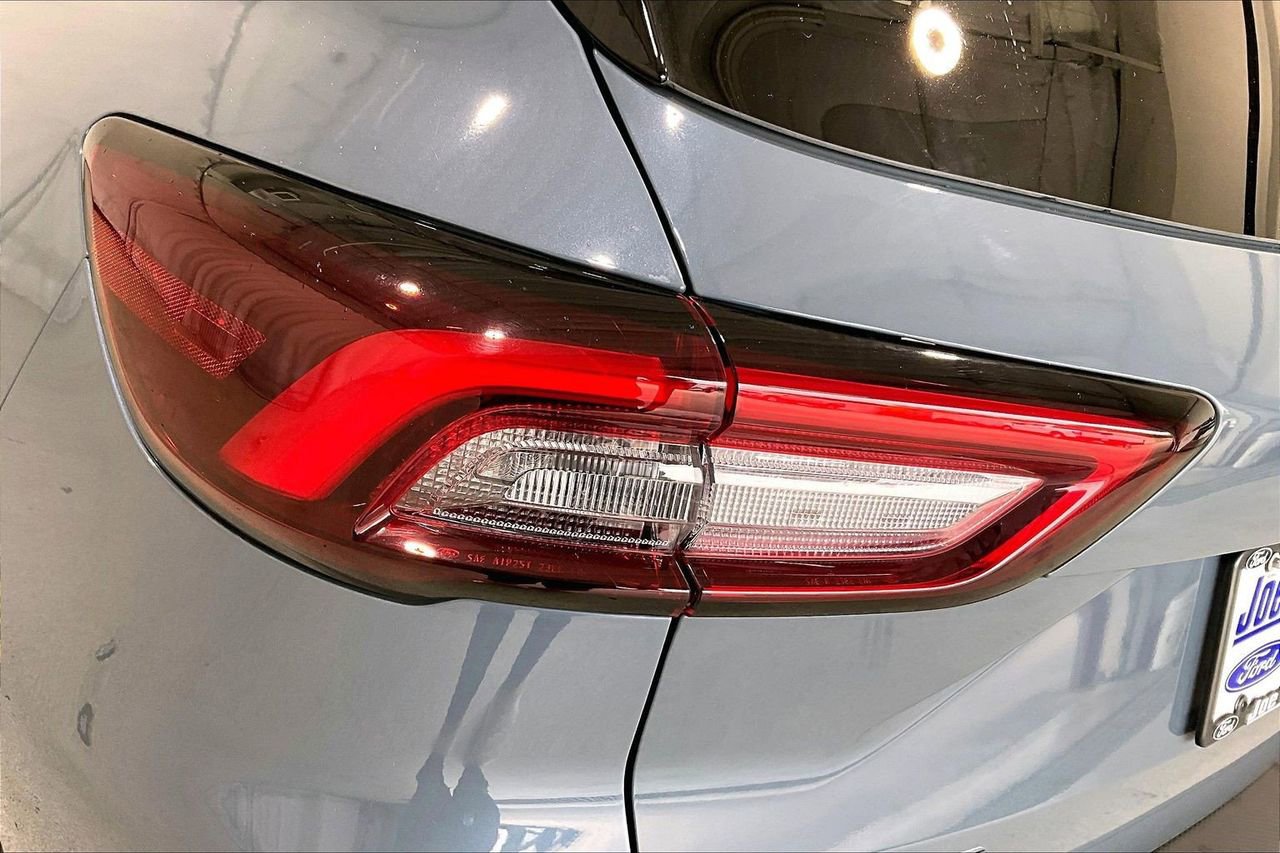 Certified 2025 Ford Escape Active FWD image 29