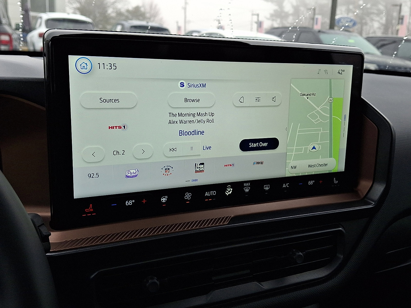 Certified 2025 Ford Bronco Sport Outer Banks w/ Outer Banks Tech Package+ image 21