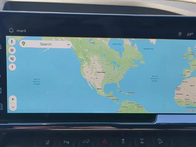 Used 2024 Chevrolet Silverado 2500 ZR2 w/ Technology Package image 13