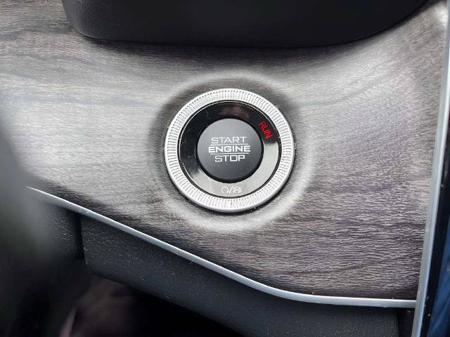 Used 2021 Jeep Grand Cherokee L Limited AWD/4WD image 25
