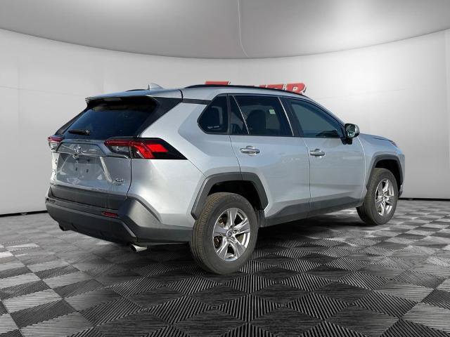 Used 2023 Toyota RAV4 XLE AWD/4WD image 5