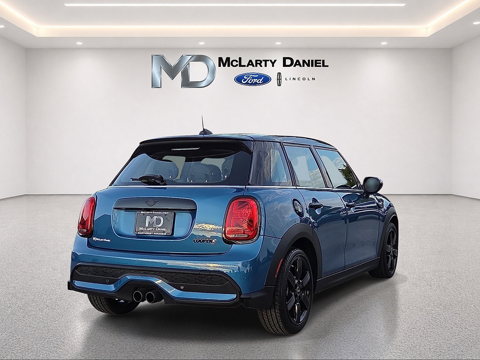 Used 2023 MINI Cooper S FWD image 5