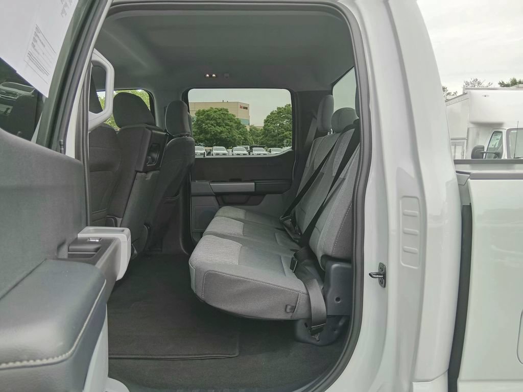 Certified 2025 Ford F250 XLT AWD/4WD image 13