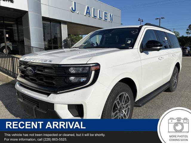Certified 2025 Ford Expedition Active AWD/4WD image 1