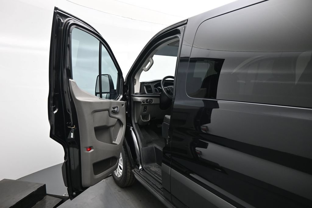 Certified 2023 Ford Transit 350 XLT RWD image 9