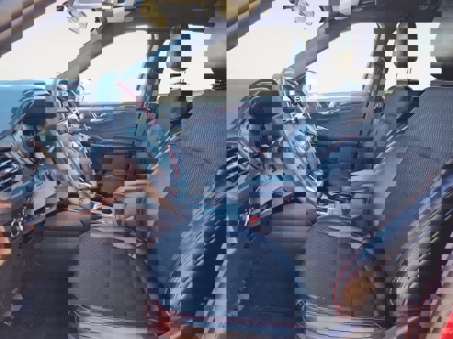 Certified 2025 Ford Escape ST-Line image 9