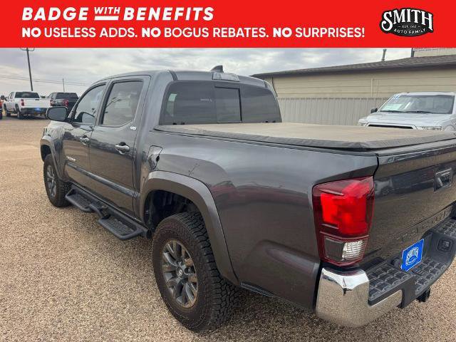 Used 2022 Toyota Tacoma SR5 RWD image 2