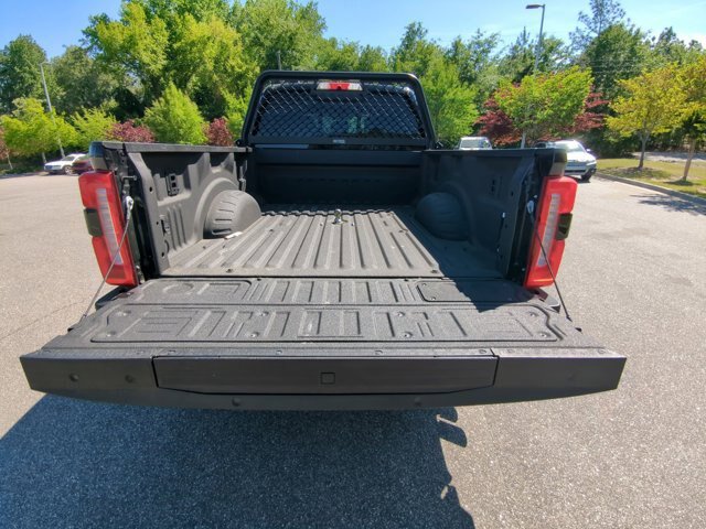 Certified 2024 Ford F250 King Ranch w/ FX4 Off-Road Package AWD/4WD image 33