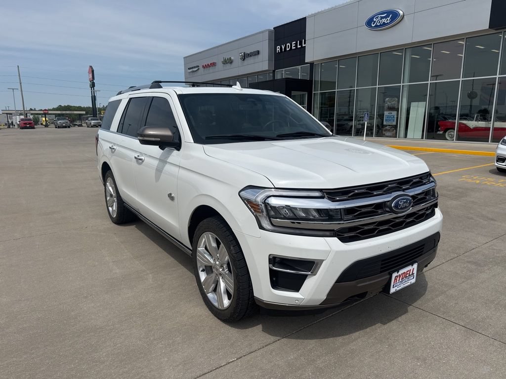 Certified 2024 Ford Expedition King Ranch AWD/4WD image 3