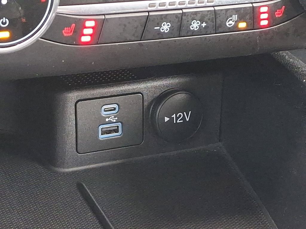 Certified 2023 Ford Escape Active AWD/4WD image 26