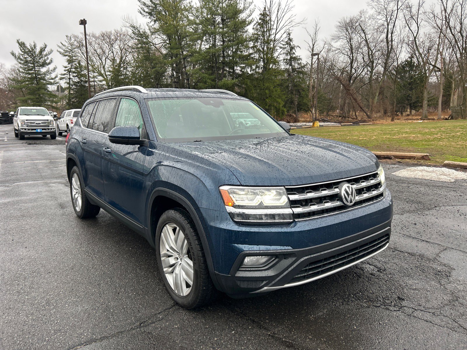 Used 2019 Volkswagen Atlas SE image 3