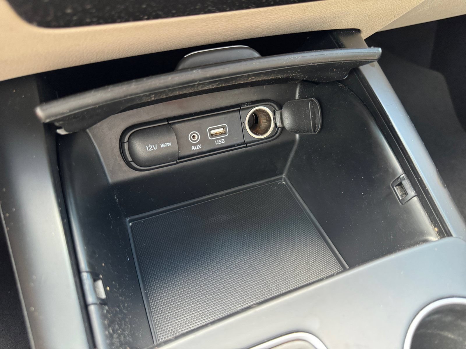 Used 2017 Kia Sorento FWD image 20