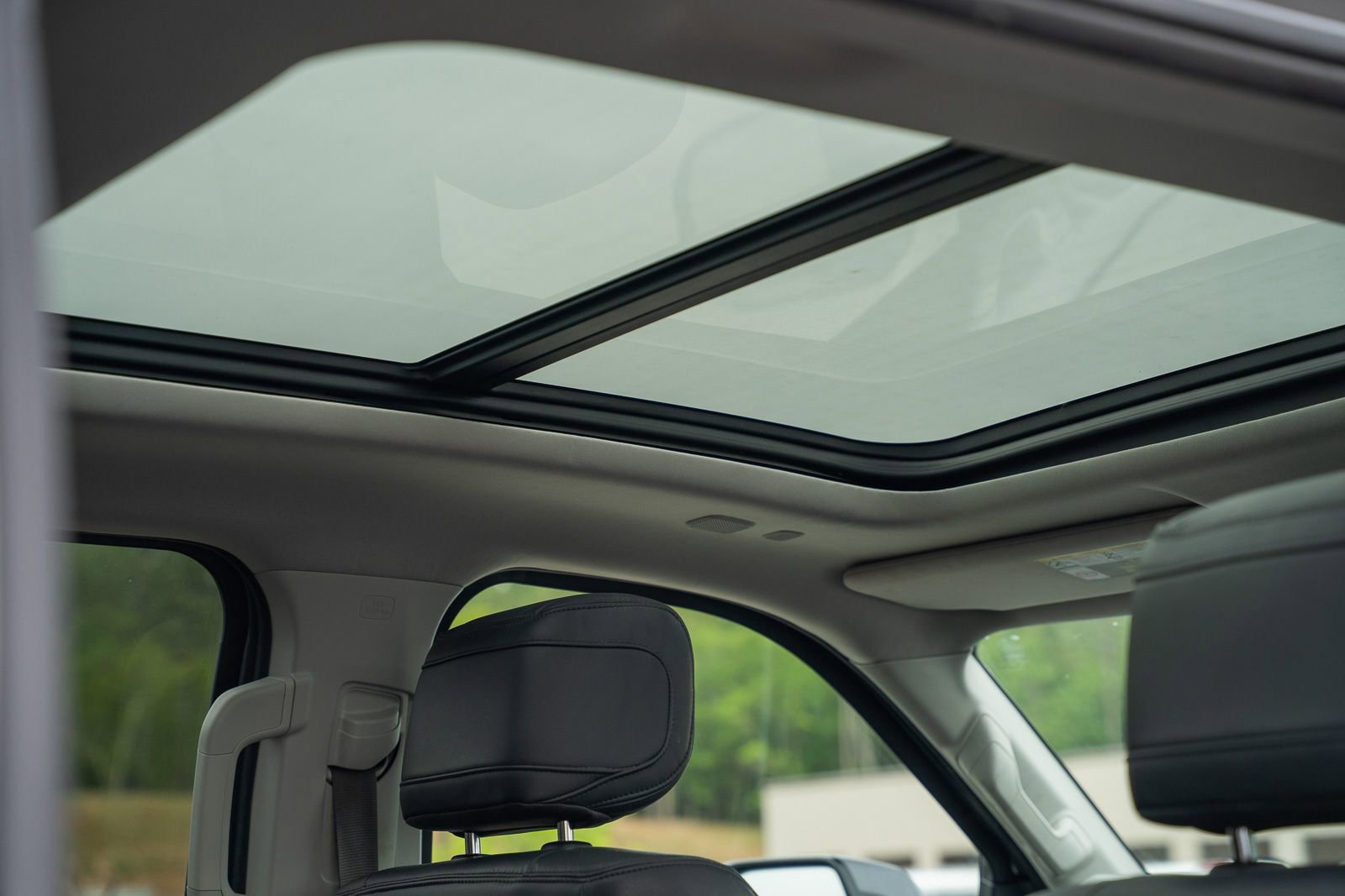 Used 2022 Toyota Tundra Limited w/ TRD Off-Road Package AWD/4WD image 26