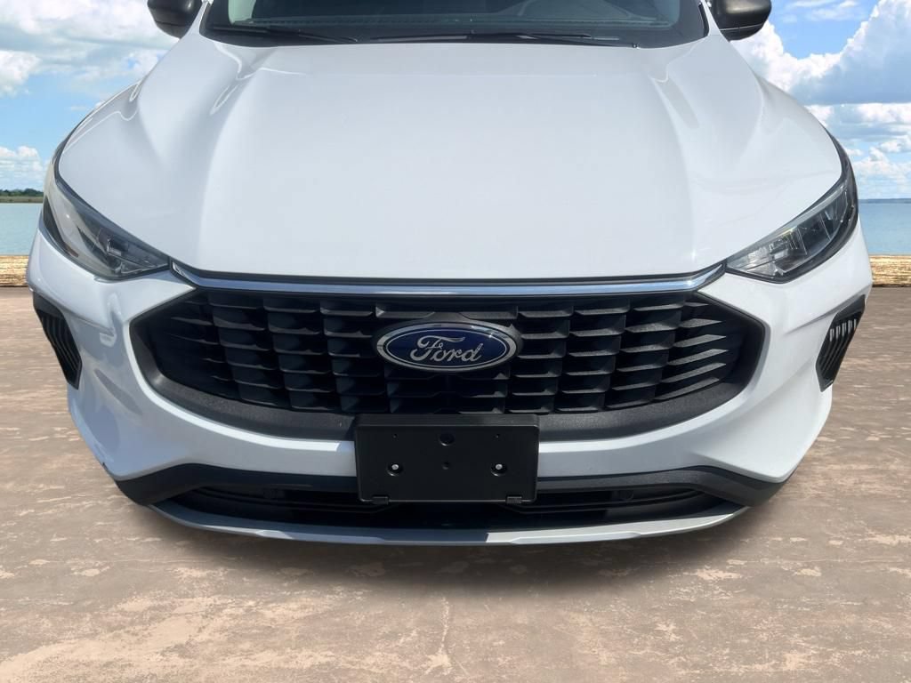 Certified 2023 Ford Escape Active AWD/4WD image 7