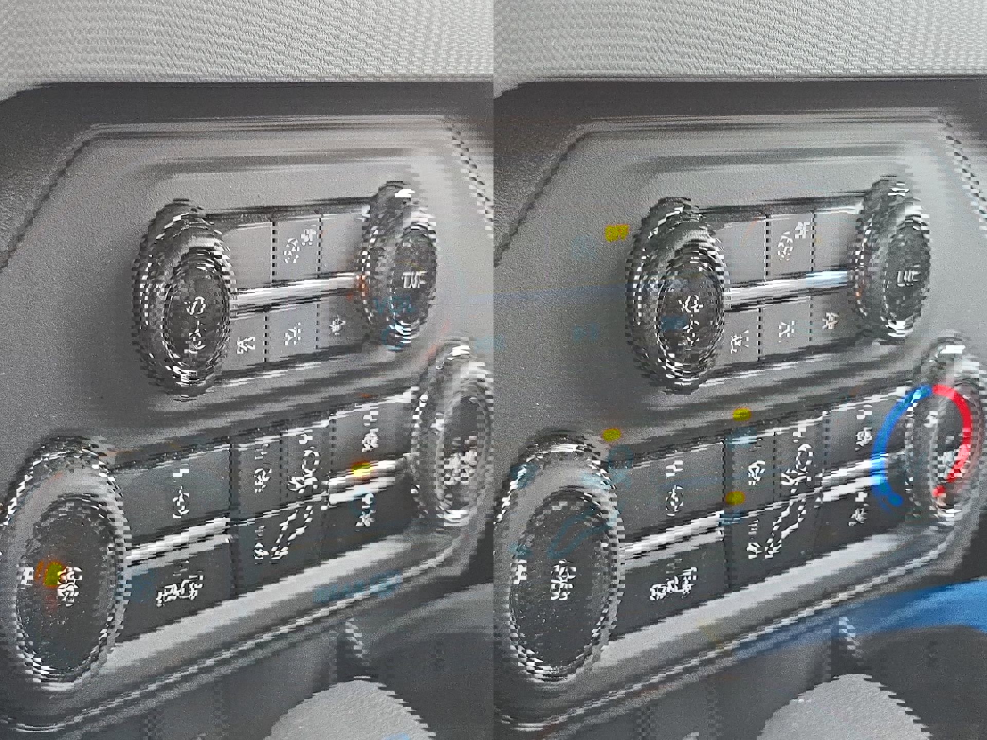 Certified 2023 Ford Bronco Black Diamond image 17