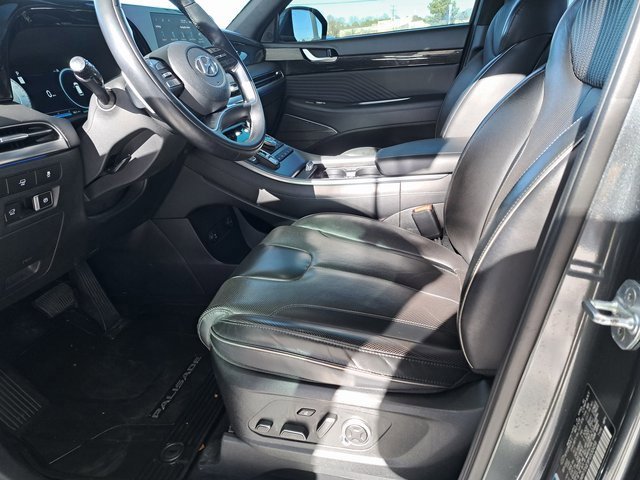 Used 2023 Hyundai Palisade Calligraphy image 22