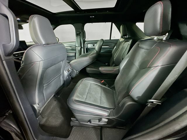 Certified 2025 Ford Explorer ST AWD/4WD image 31