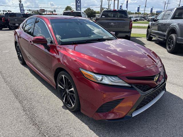 Used 2018 Toyota Camry XSE FWD image 3