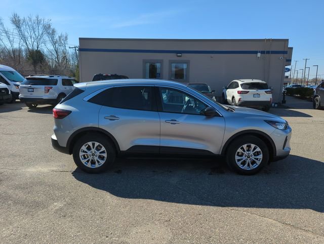 Certified 2024 Ford Escape Active AWD/4WD image 6