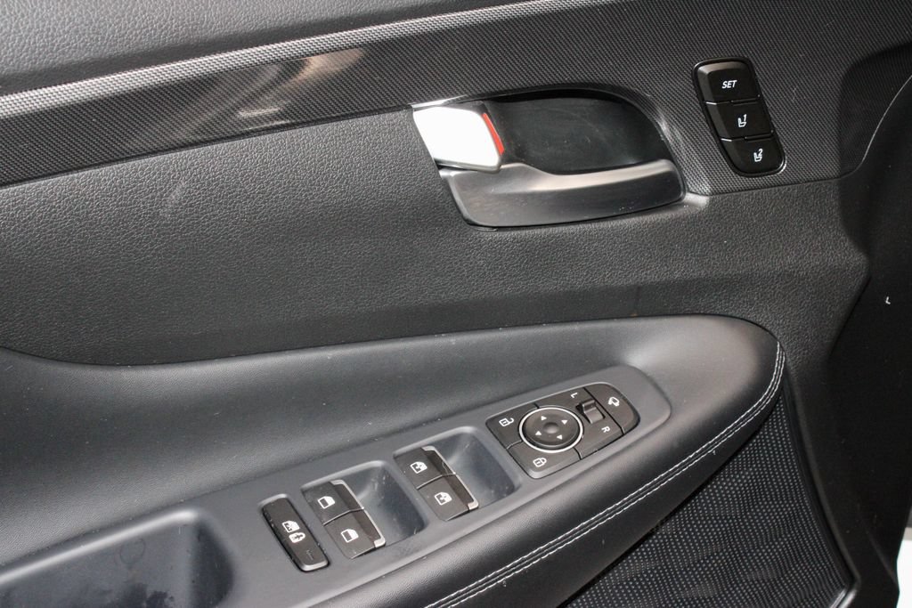 Used 2023 Hyundai Santa Fe Limited w/ Cargo Package AWD/4WD image 24