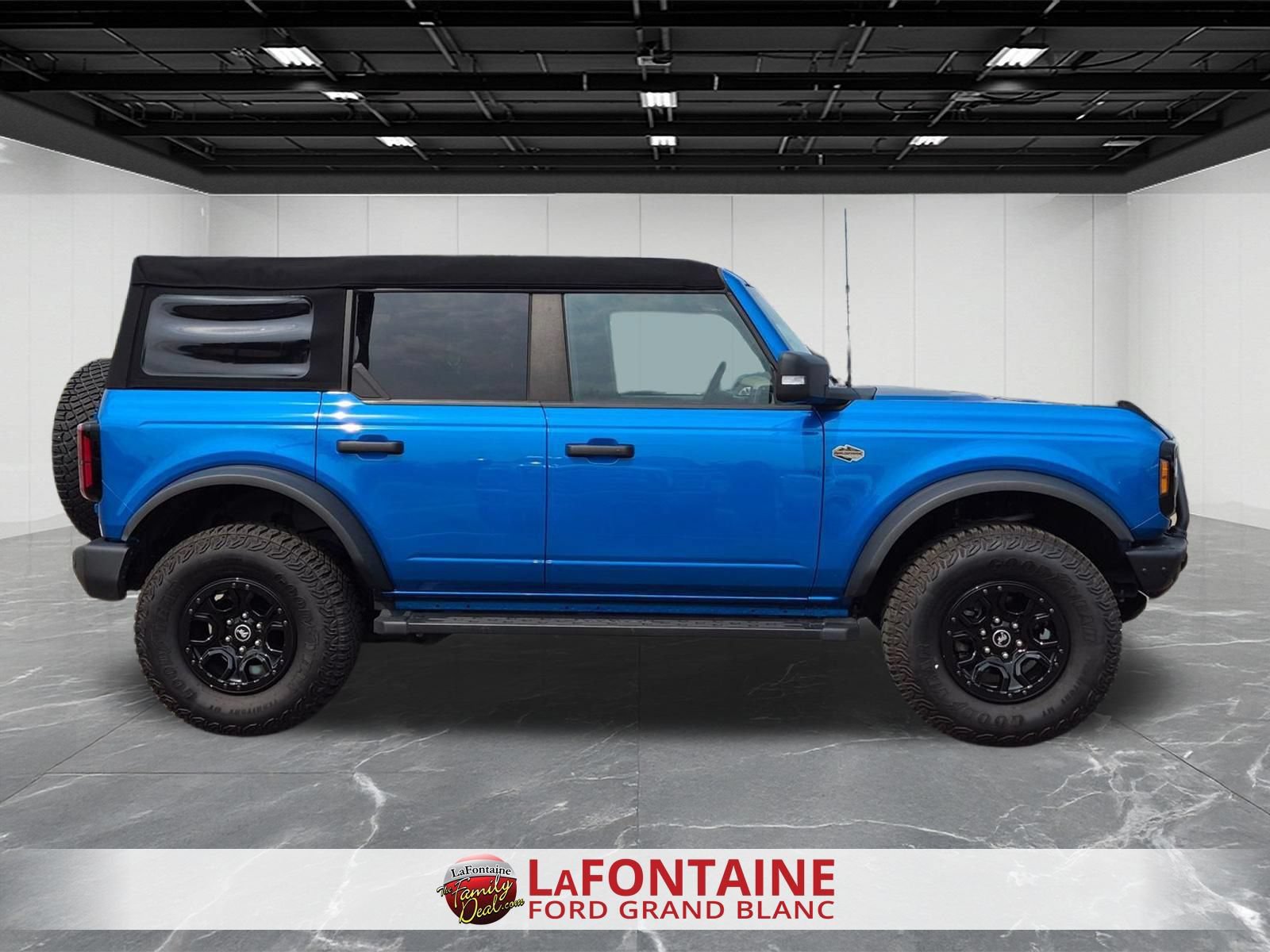 Certified 2023 Ford Bronco Wildtrak AWD/4WD image 6