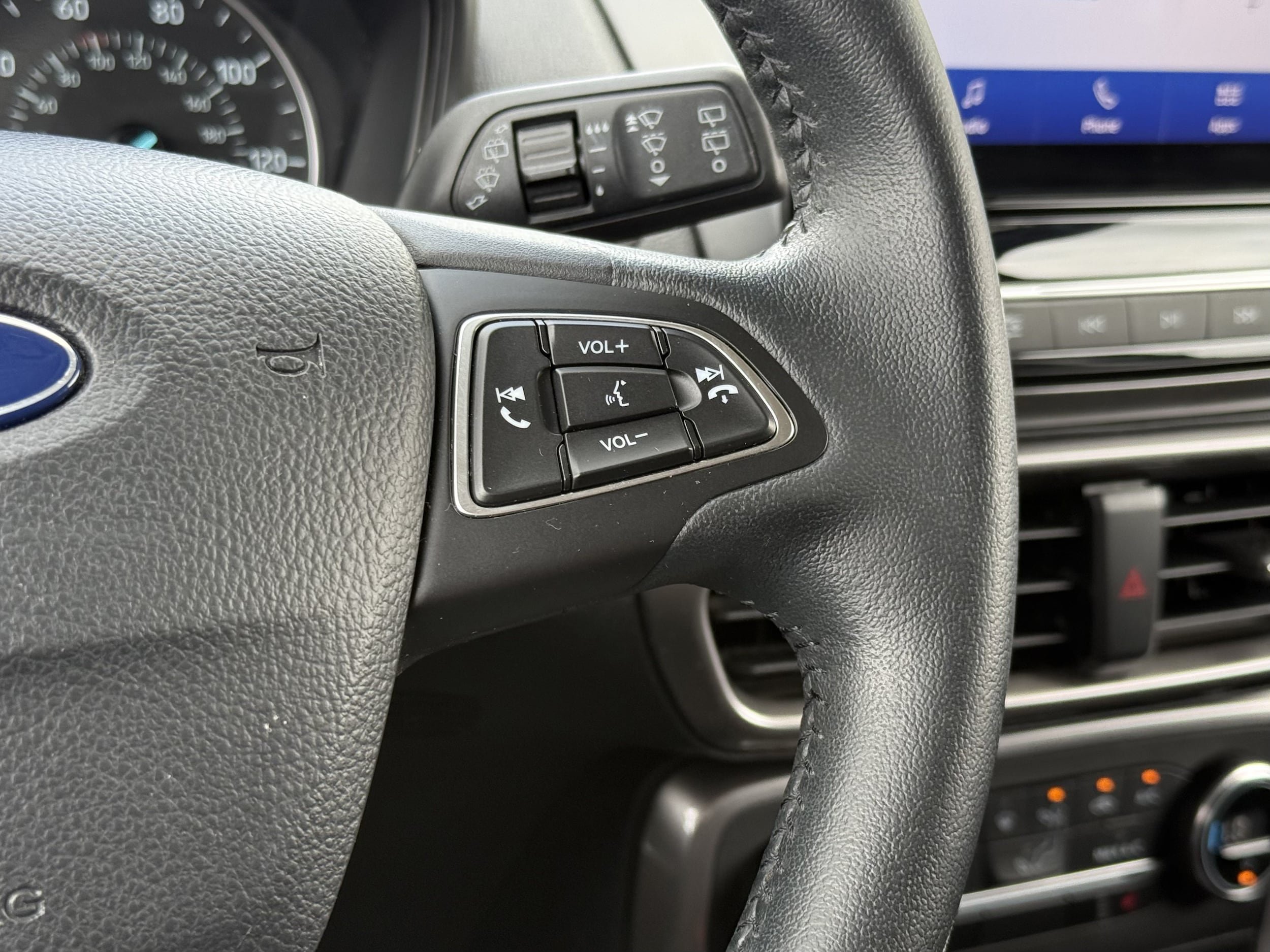 Certified 2020 Ford EcoSport SE FWD image 16