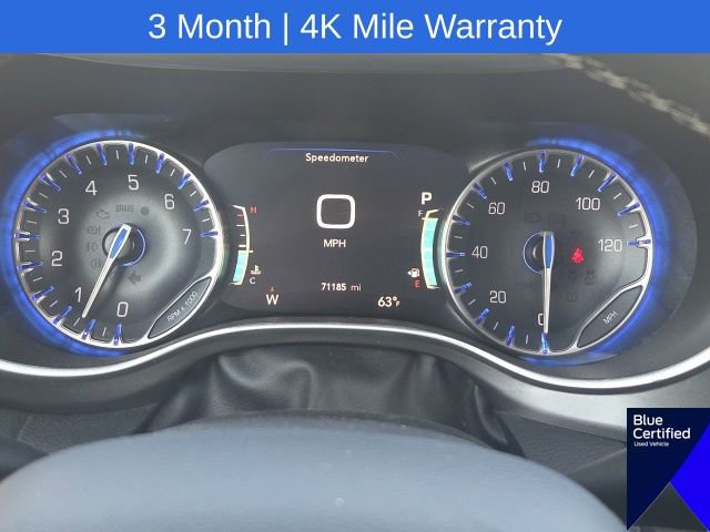 Used 2023 Chrysler Pacifica Touring-L FWD image 46