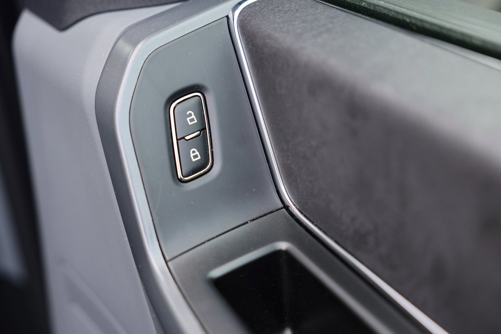 Certified 2024 Ford F150 XLT w/ FX4 Off-Road Package image 12