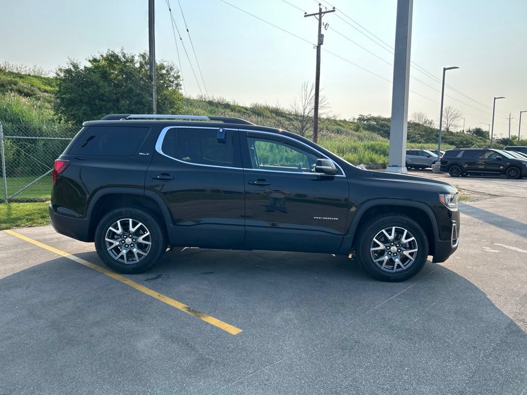 Used 2023 GMC Acadia SLT w/ Preferred Package AWD/4WD image 6