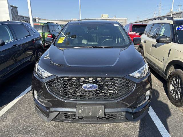 Certified 2022 Ford Edge ST-Line w/ Class II Trailer Tow Package image 6