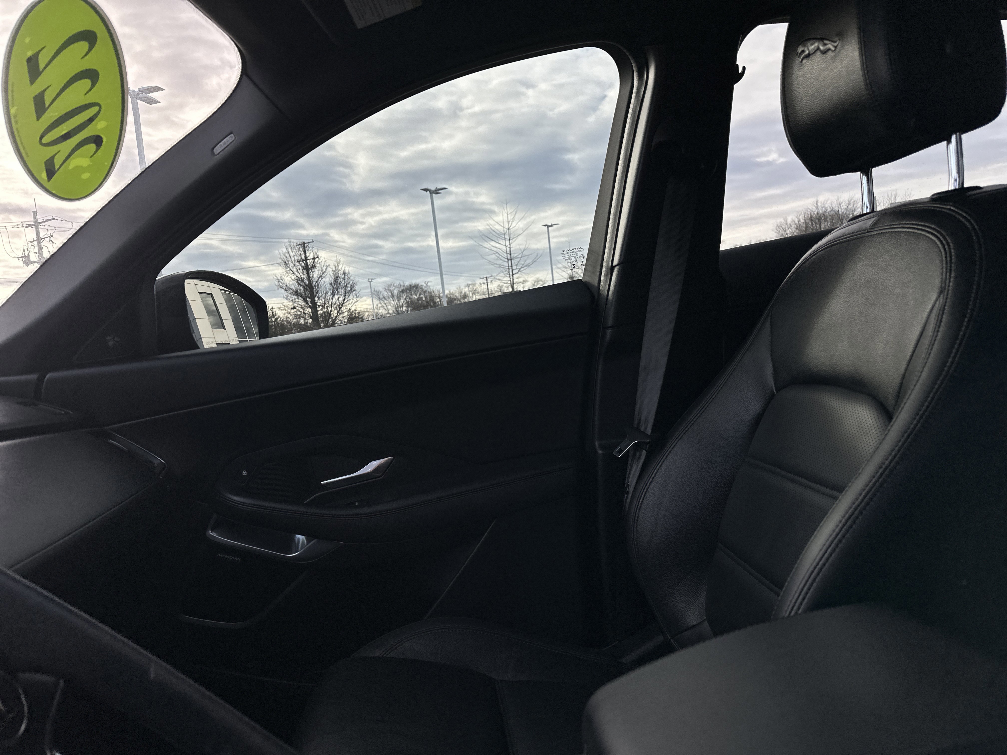 Used 2022 Jaguar E-PACE SE image 24