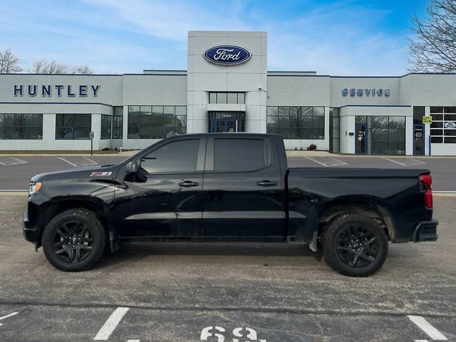 Used 2024 Chevrolet Silverado 1500 RST AWD/4WD image 6
