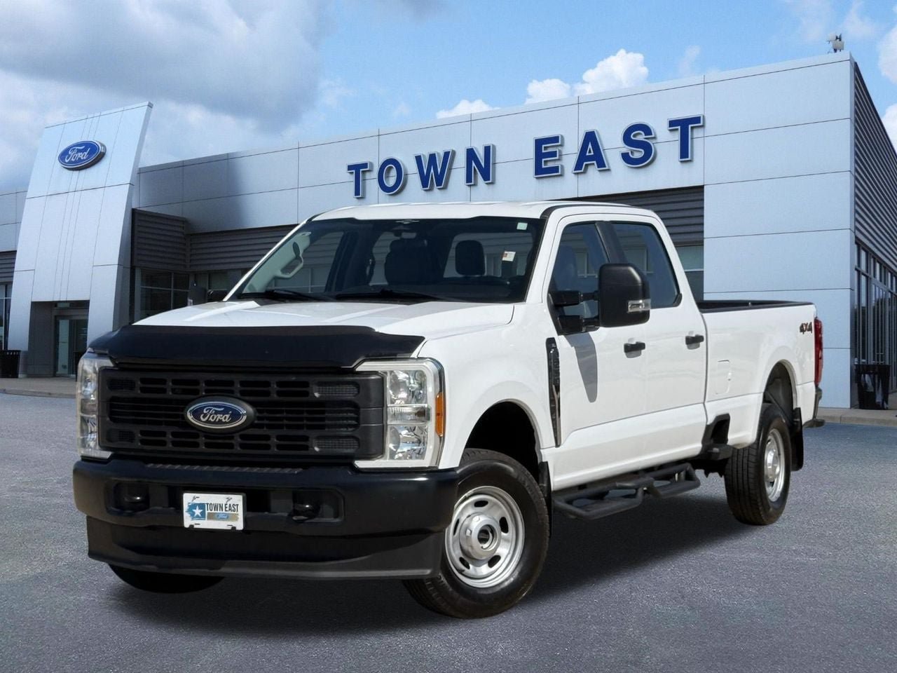 Certified 2023 Ford F250 XL AWD/4WD image 1