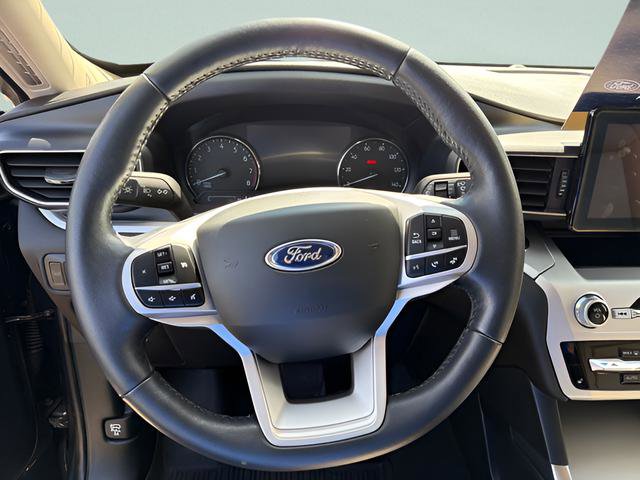 Certified 2022 Ford Explorer XLT w/ Equipment Group 202A AWD/4WD image 14