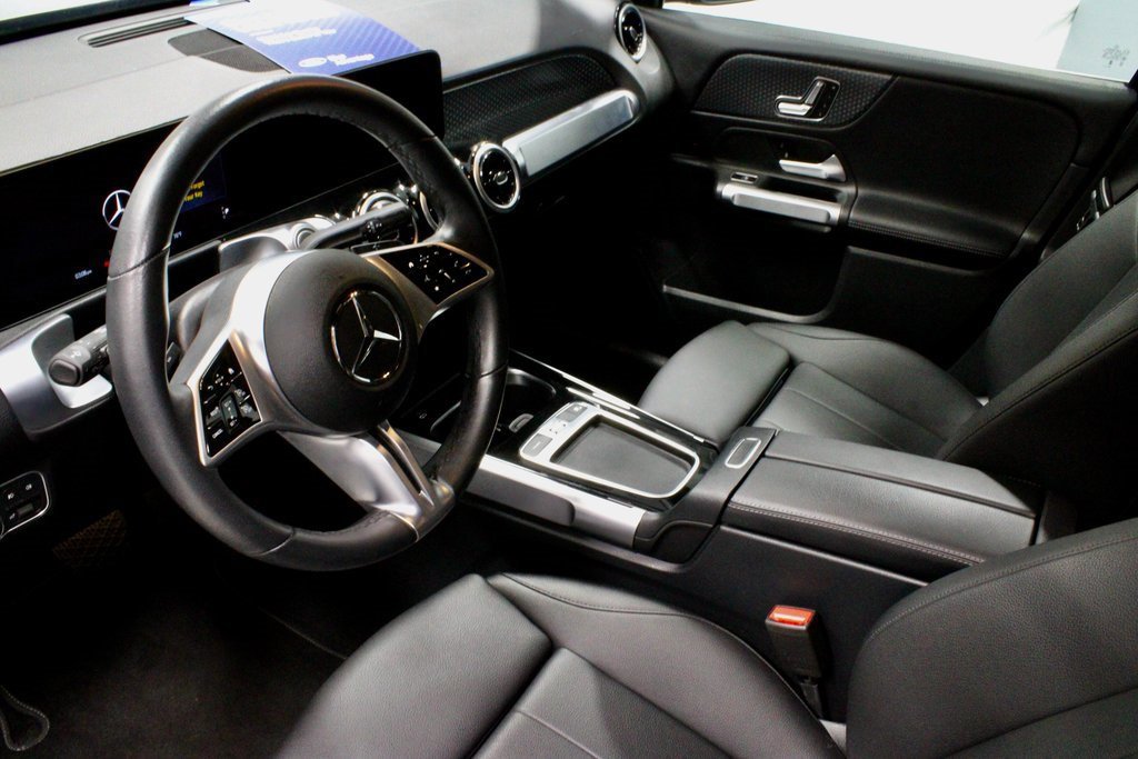 Used 2025 Mercedes-Benz GLB 250 GLB 250 image 23
