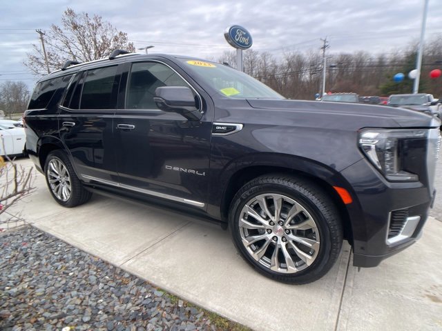Used 2023 GMC Yukon Denali w/ Denali Reserve Package image 7