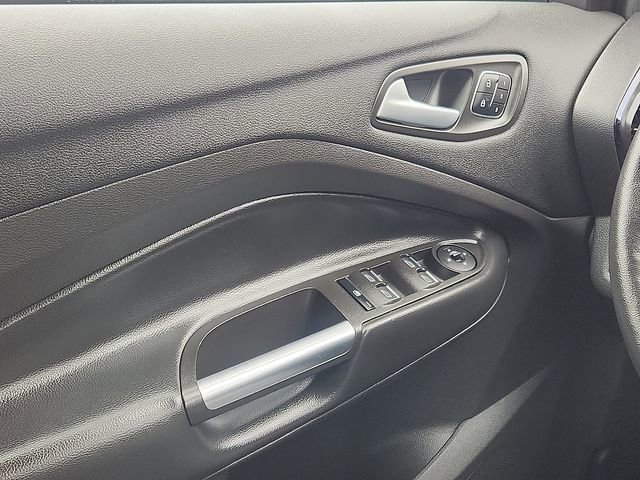 Certified 2019 Ford Escape Titanium image 11