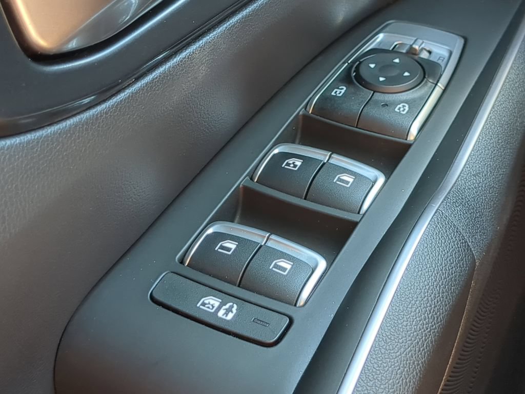 Used 2023 Kia Sorento LX FWD image 20