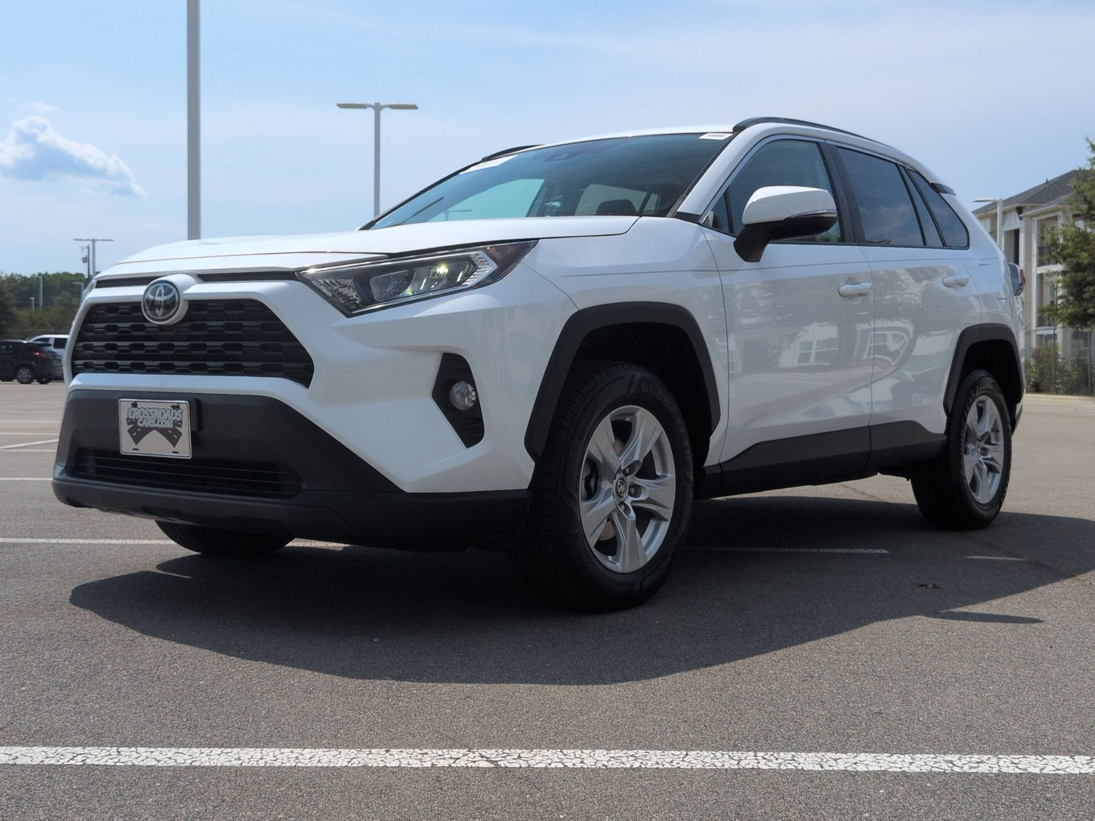 Used 2019 Toyota RAV4 XLE FWD image 8