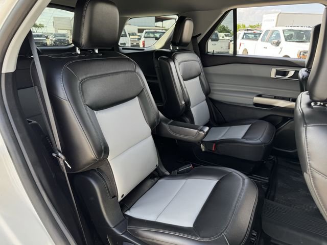 Certified 2022 Ford Explorer XLT w/ Equipment Group 202A image 29