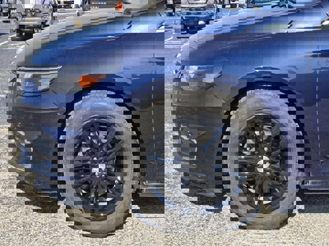 Used 2018 Chevrolet Malibu LT w/ Leather Package image 8