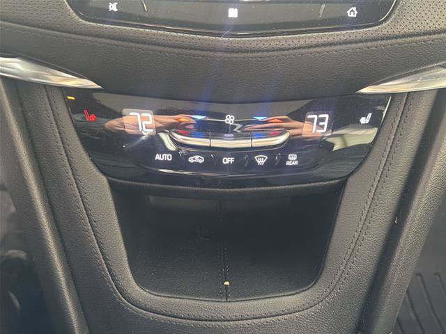 Used 2020 Cadillac XT5 Premium Luxury AWD/4WD image 16