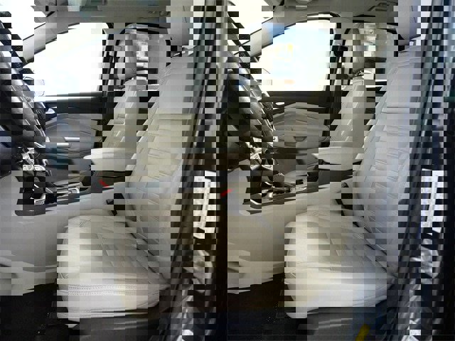 Certified 2019 Ford Escape Titanium image 17