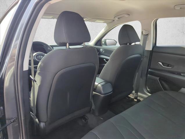 Used 2023 Hyundai Elantra SEL FWD image 17