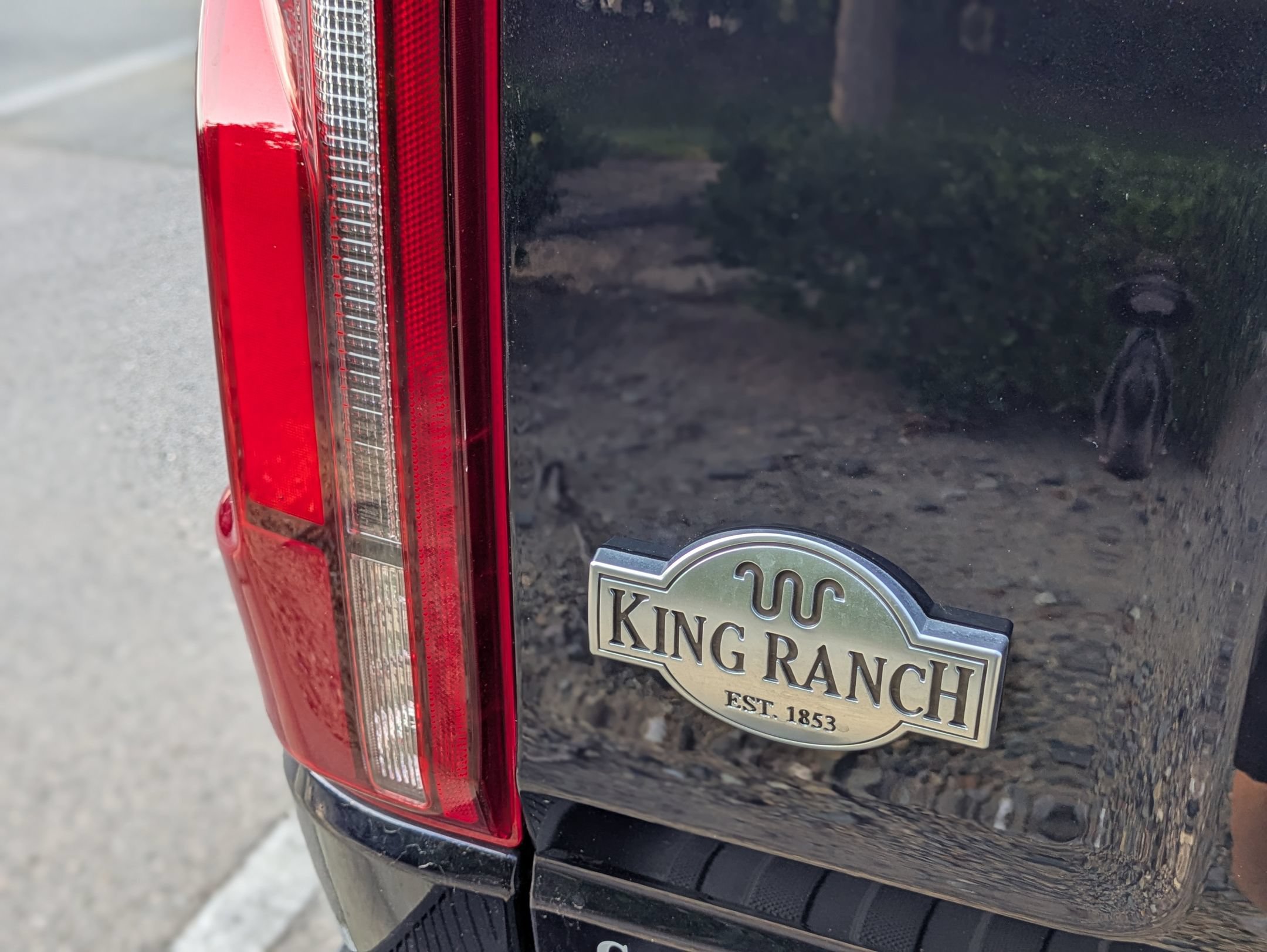 Certified 2025 Ford F150 King Ranch AWD/4WD image 37