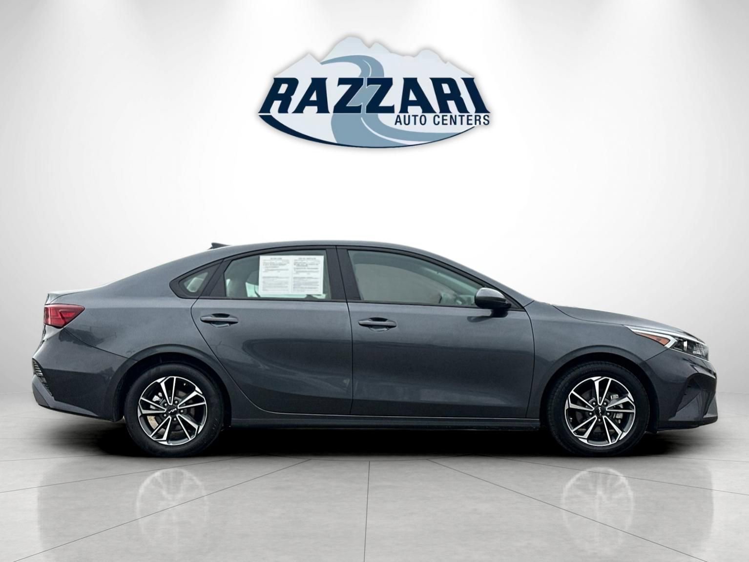Used 2023 Kia Forte LXS image 6