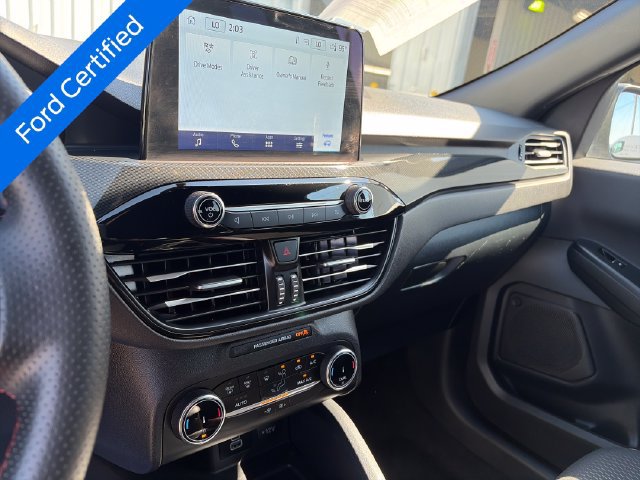 Certified 2025 Ford Escape ST-Line AWD/4WD image 18