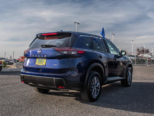 Used 2026 Nissan Rogue SV AWD/4WD image 5