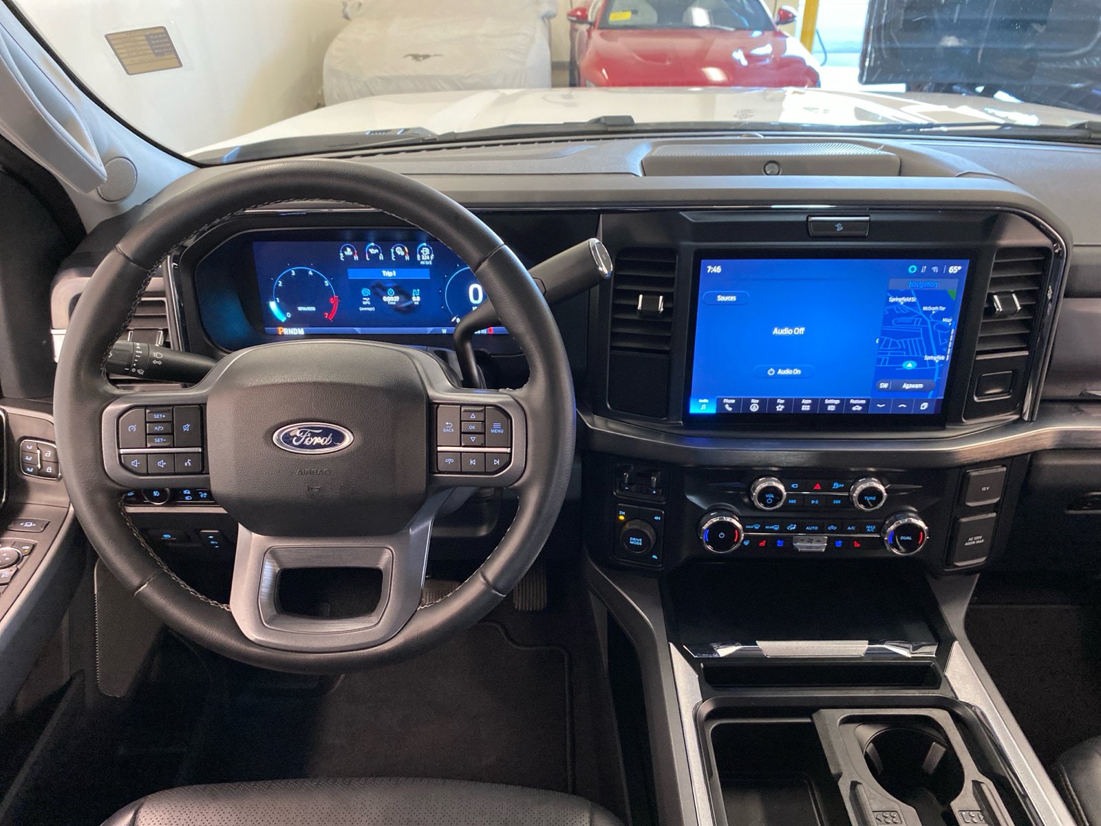 Certified 2025 Ford F350 Lariat AWD/4WD image 11
